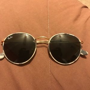 Ray-Ban Round Sunglasses!